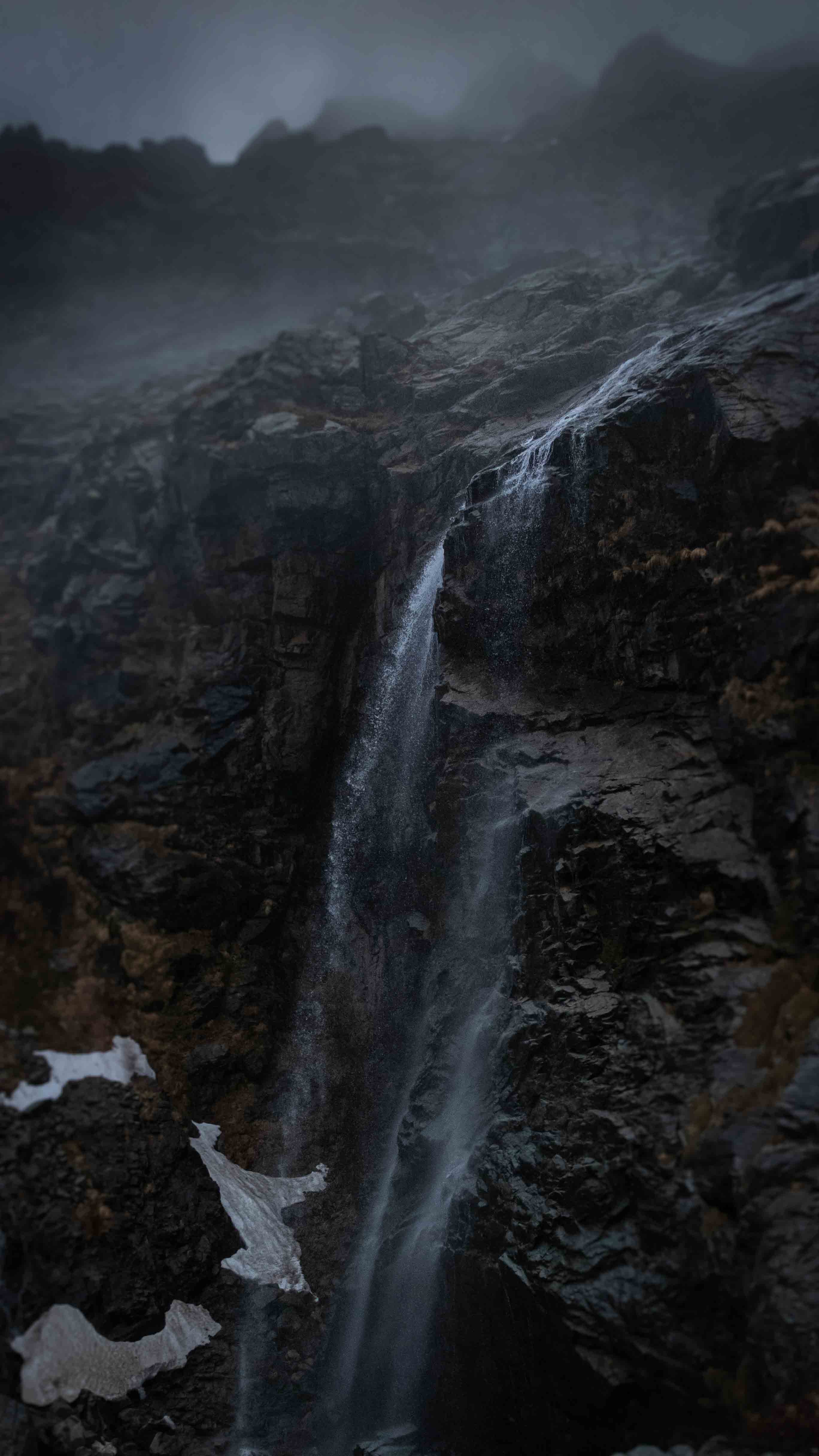 Prise de vue artistique d'une Cascade